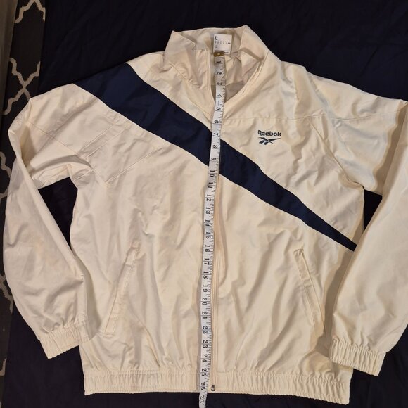 REEBOK Classic sport jacket - Picture 8 of 9